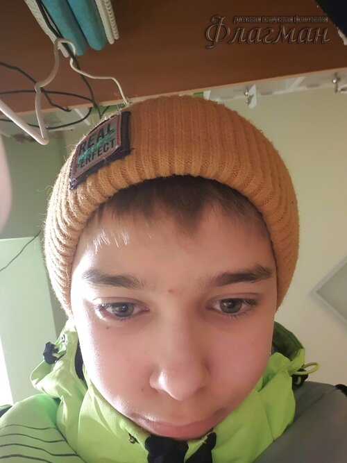 8f68eea2.ID Photo out.060347